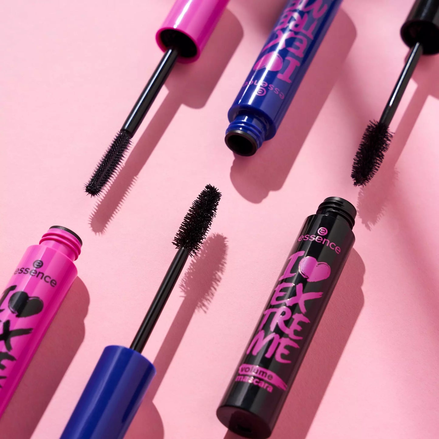 I love extreme mascara