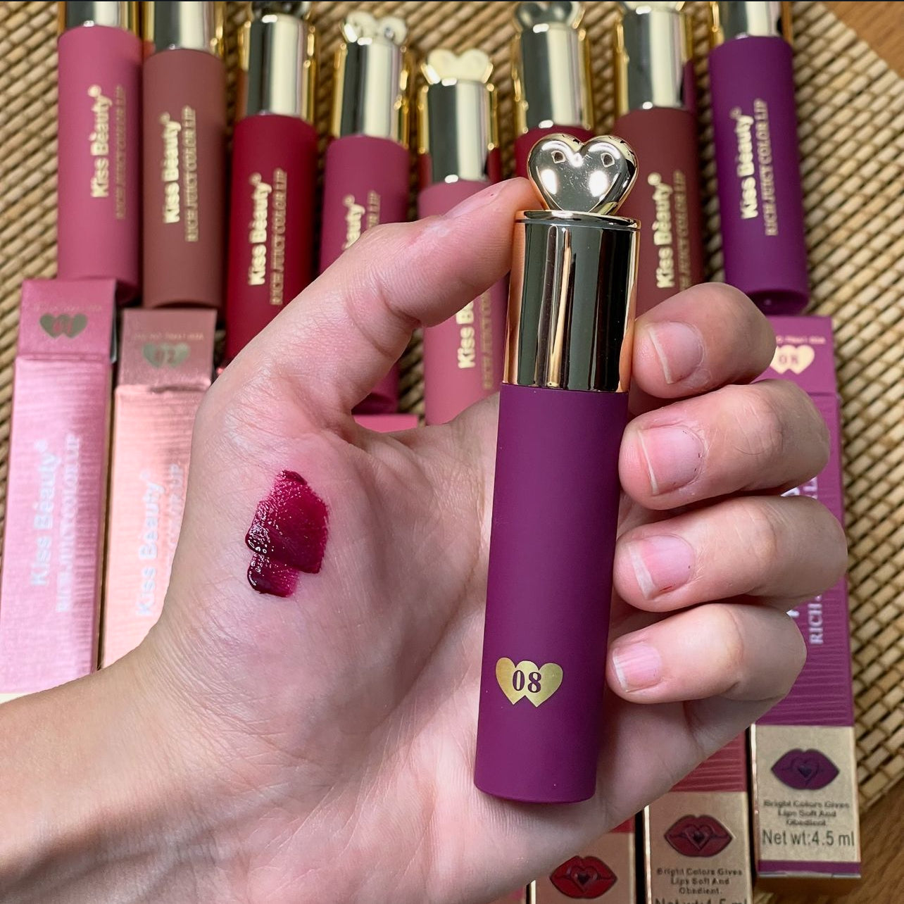 Kiss beauty lip gloss matte