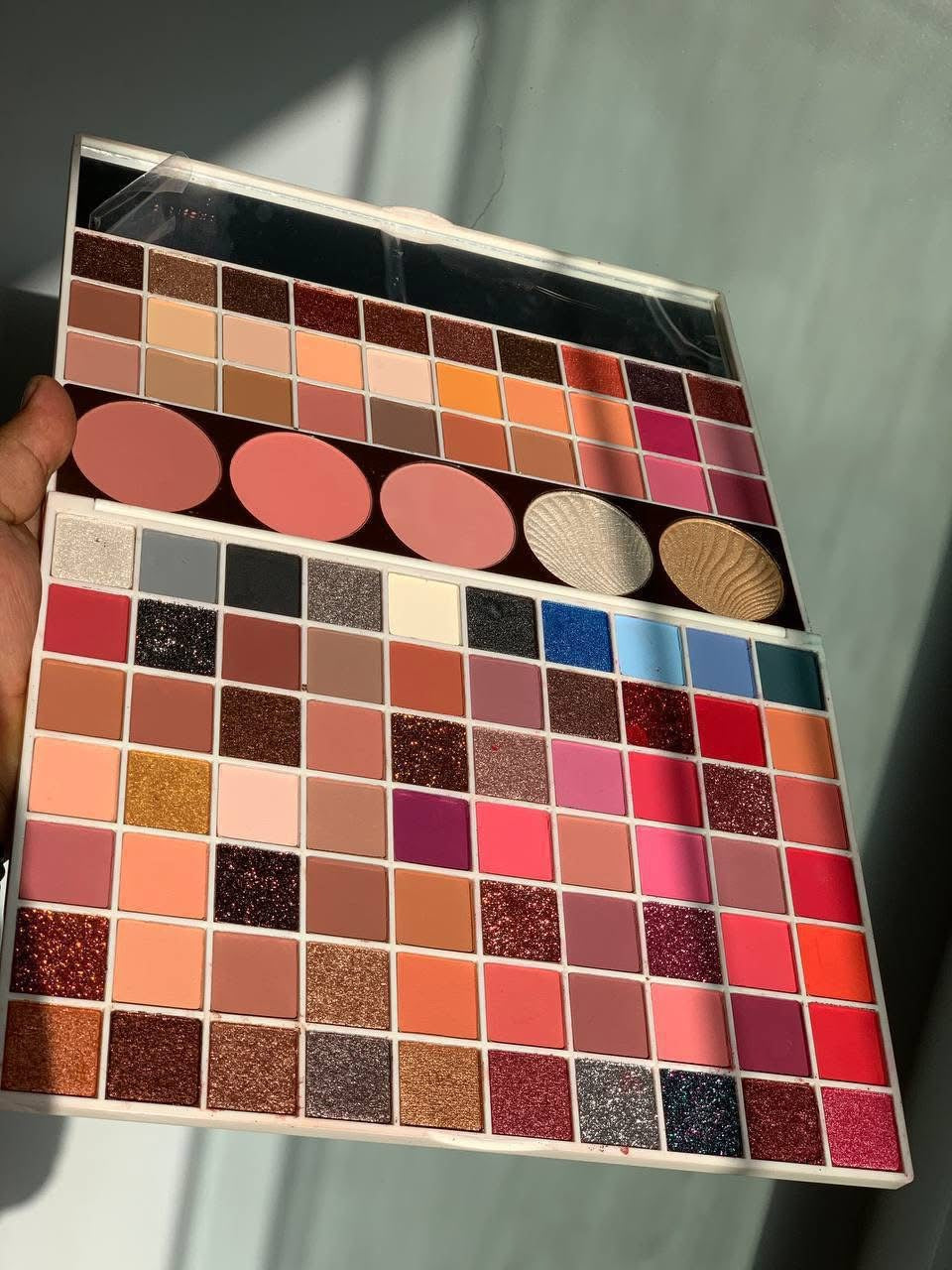Might cinema professional palette Eyeshadow 105 color