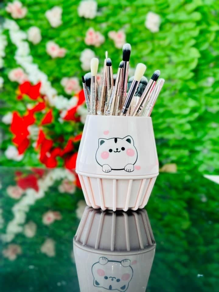 Brushes Cup holder