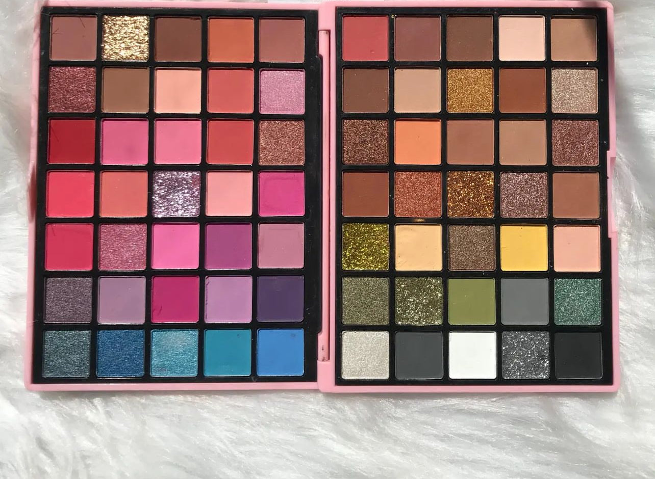 Calra rose eyeshadow