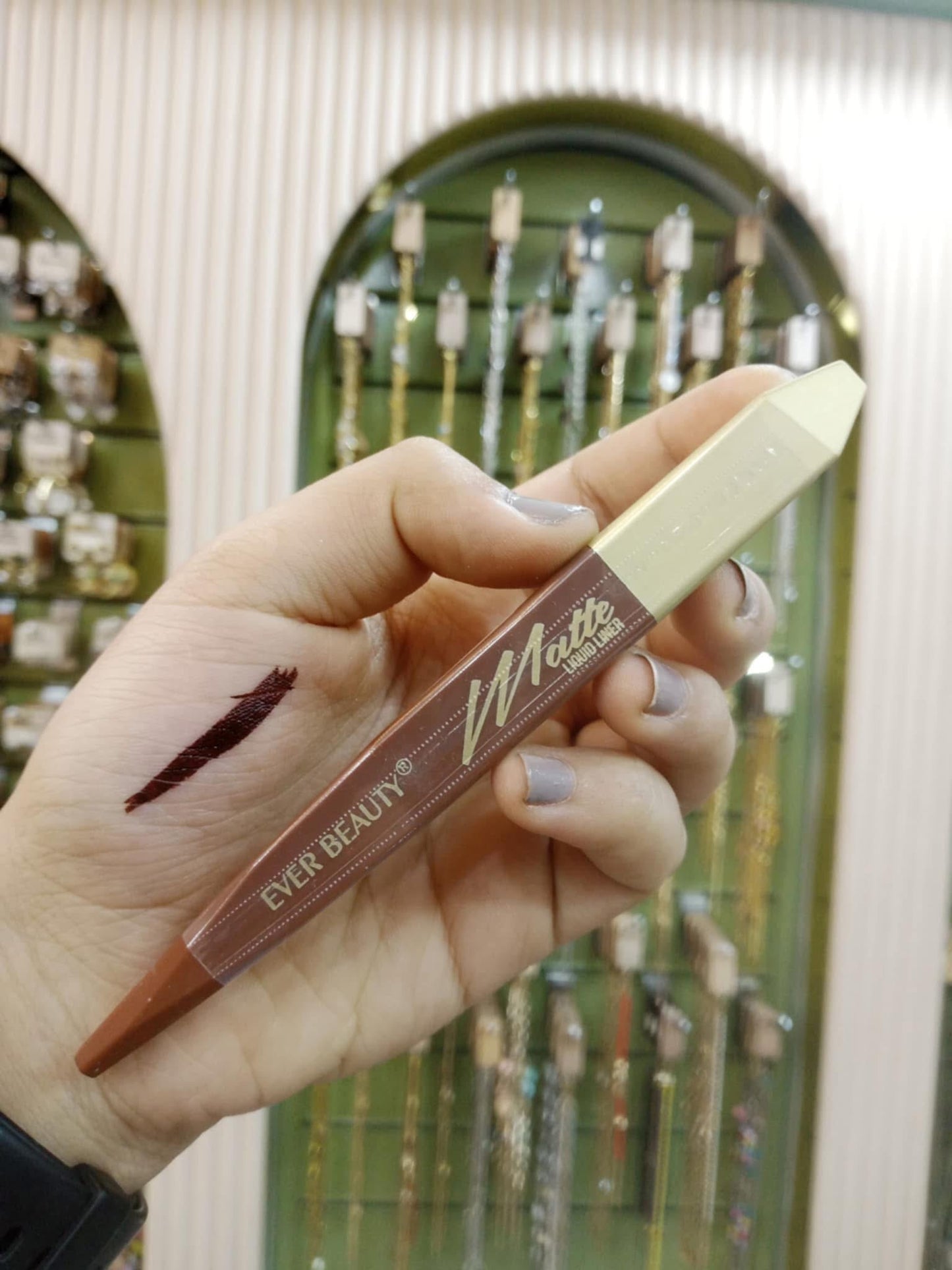 Ever beauty matte liquid liner