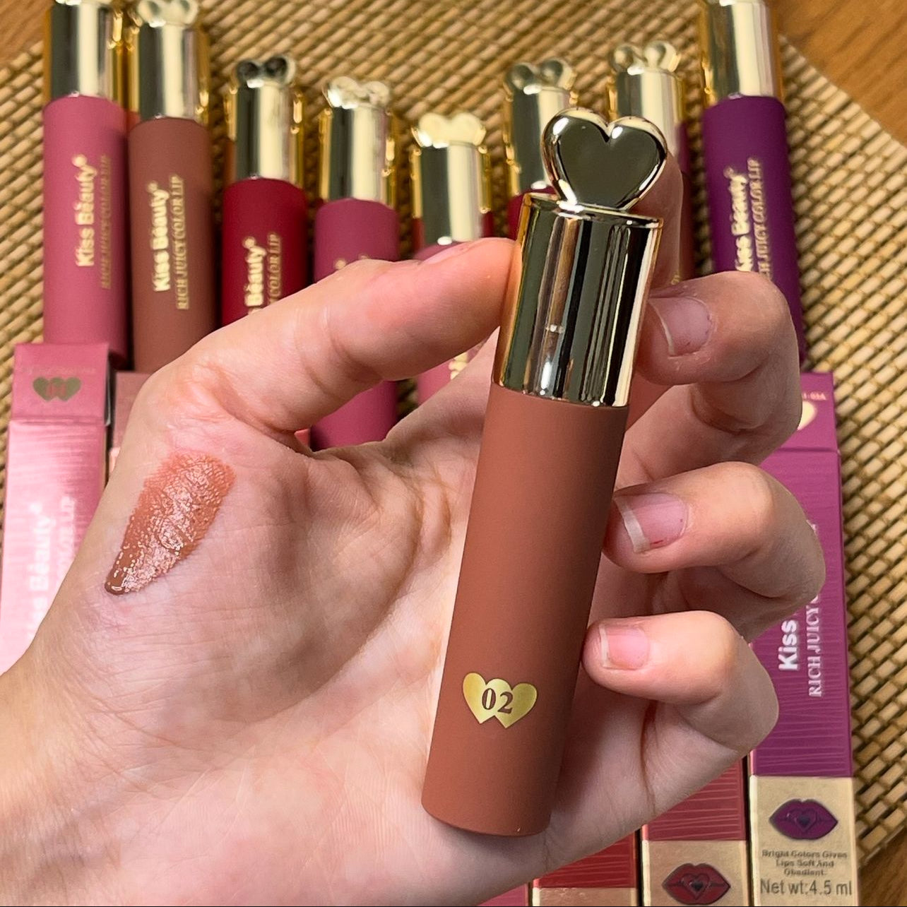 Kiss beauty lip gloss matte