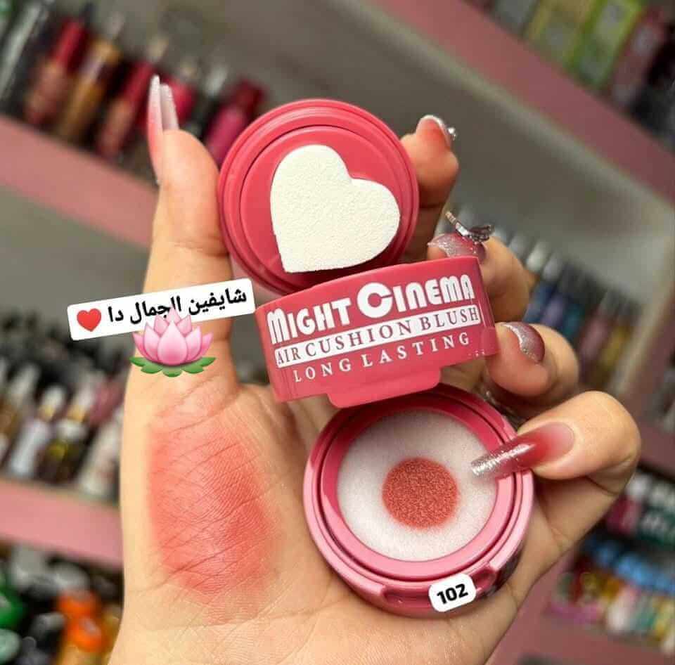 The new Maybelline Cinema Cream Blush to give your skin a touch of vitality