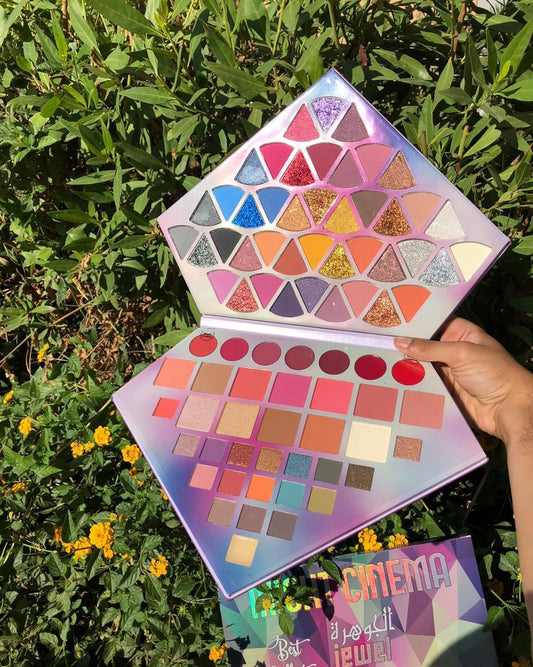 Might cinema makeup palette