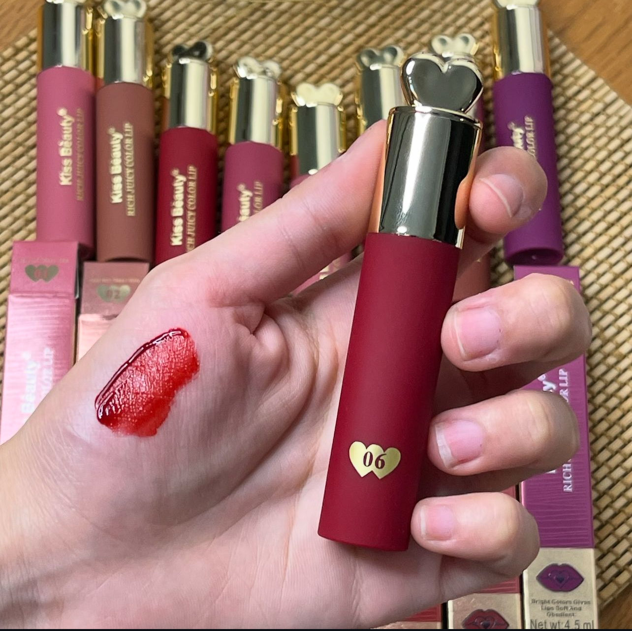 Kiss beauty lip gloss matte