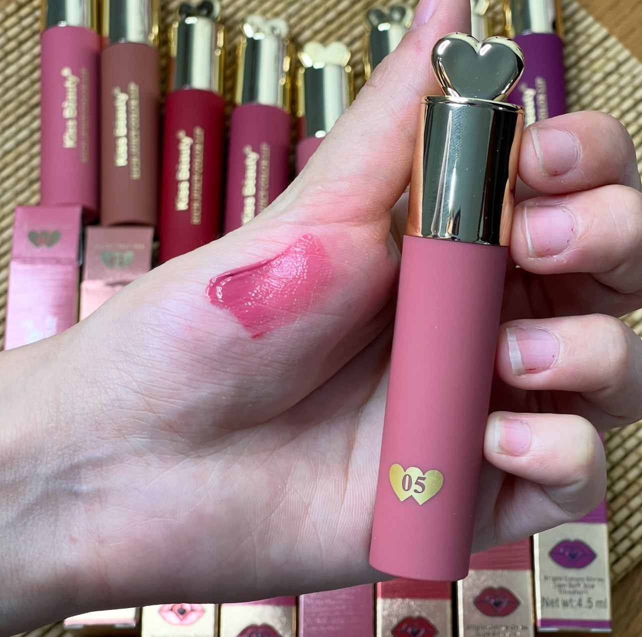 Kiss beauty lip gloss matte