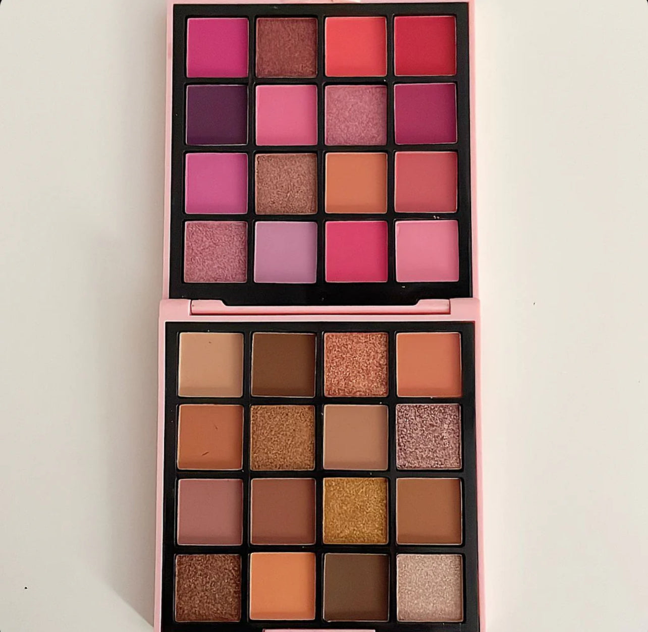 Carla rose 32 Colors Matte & Shimmer Eyeshadow Palette