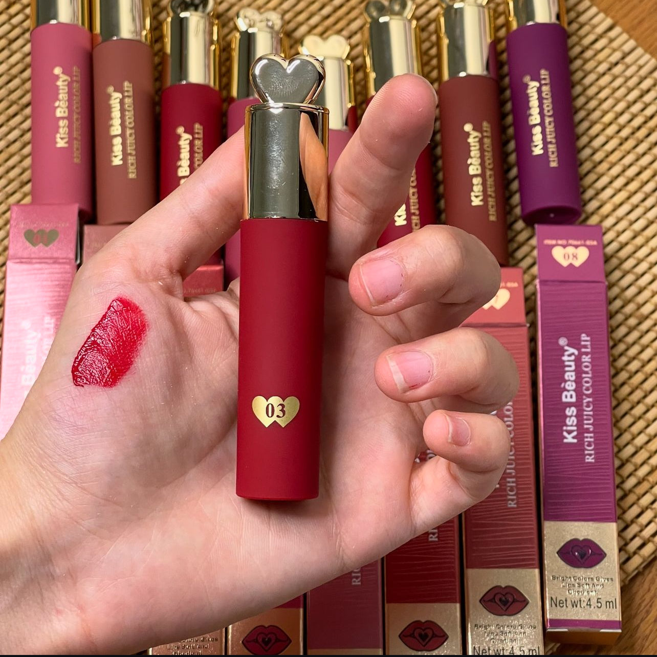Kiss beauty lip gloss matte