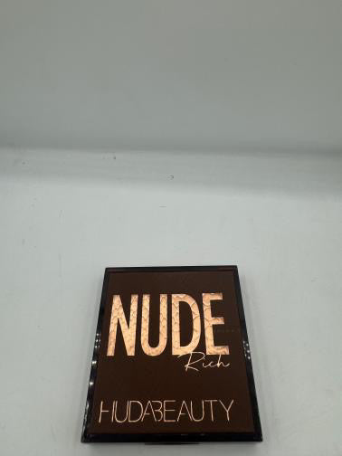 Hula beauty nude rich eyeshadow copy