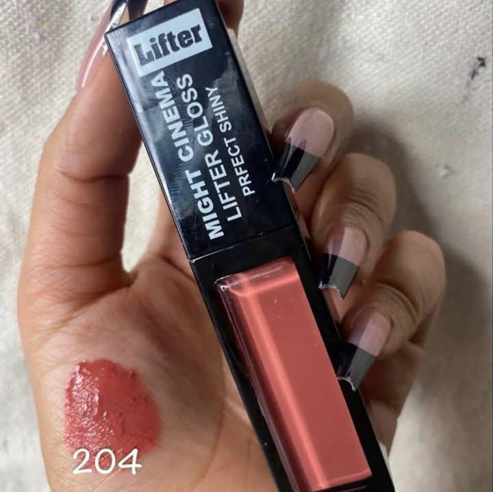 Might Cinema lifter gloss perfect shiny